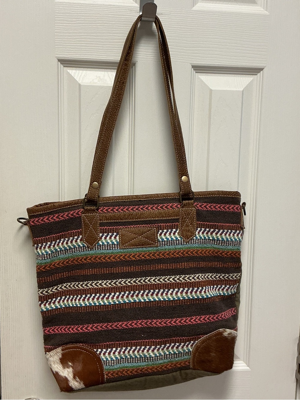 Myra Bag Premium Leather And High Quality Canvas Shoulder Bag Aztec Print